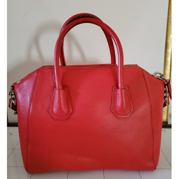 GIVENCHY Antigona Medium Red Bag - Picture 5 of 14